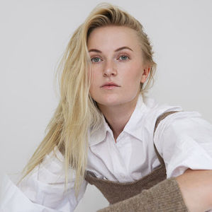 Meet your Posher, Deanna